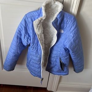 The North Face Kids Puffer Jacket in Light Blue and White